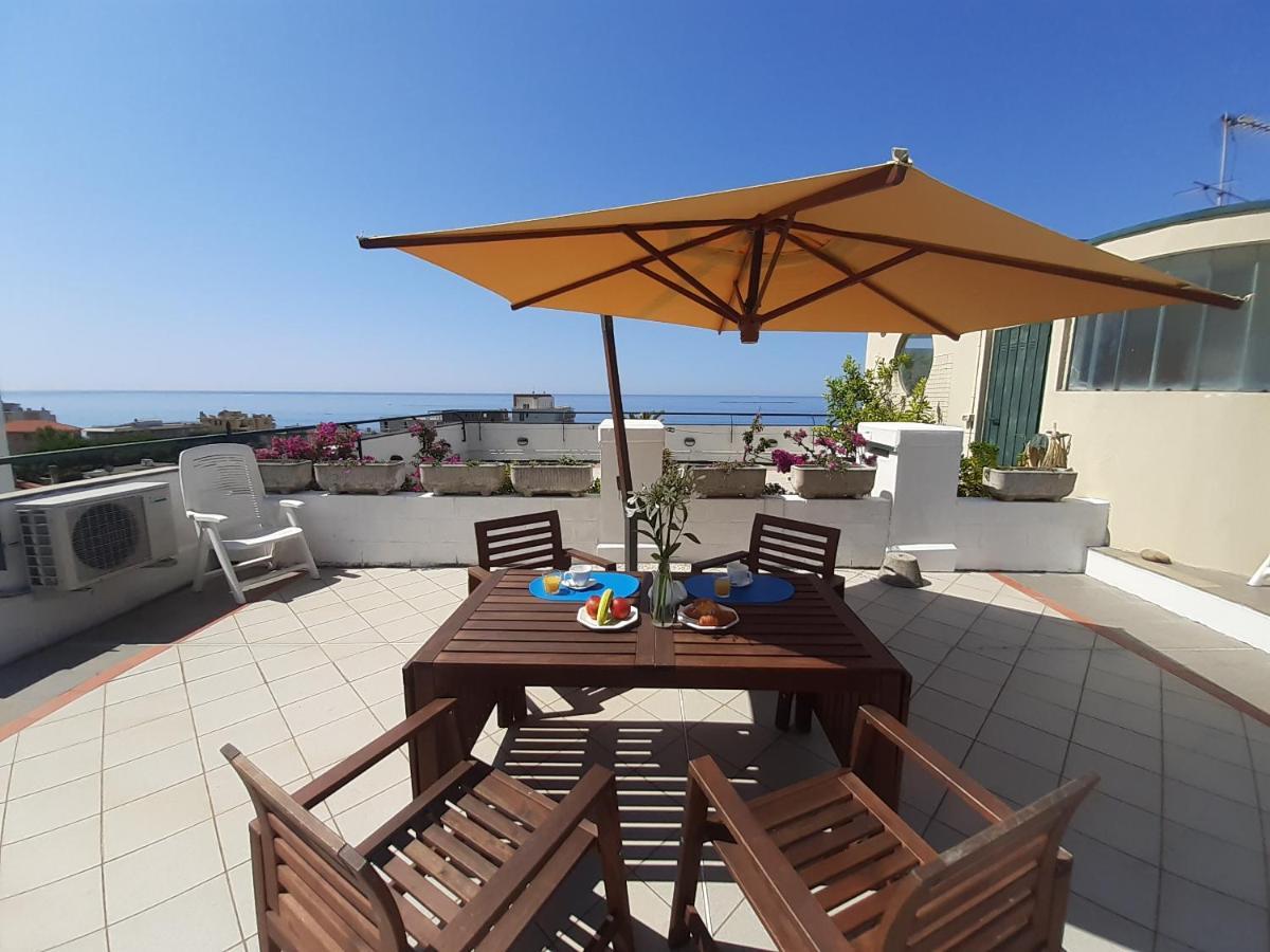 La Terrazza Tra Il Mare E Gli Ulivi By World Apartment Lavagna