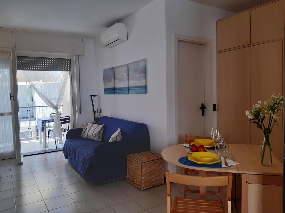 La Terrazza Tra Il Mare E Gli Ulivi By World Apartment